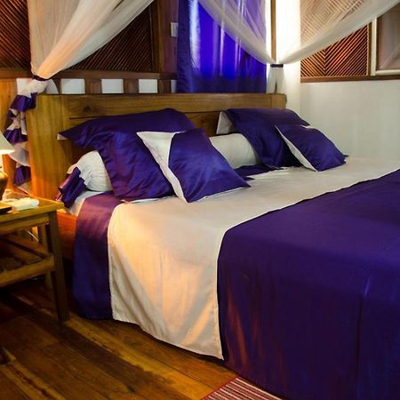 Edena Kely Hotel Mahajanga Bagian luar foto