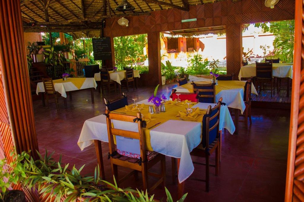 Edena Kely Hotel Mahajanga Bagian luar foto