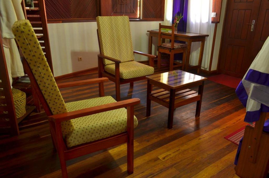 Edena Kely Hotel Mahajanga Bagian luar foto