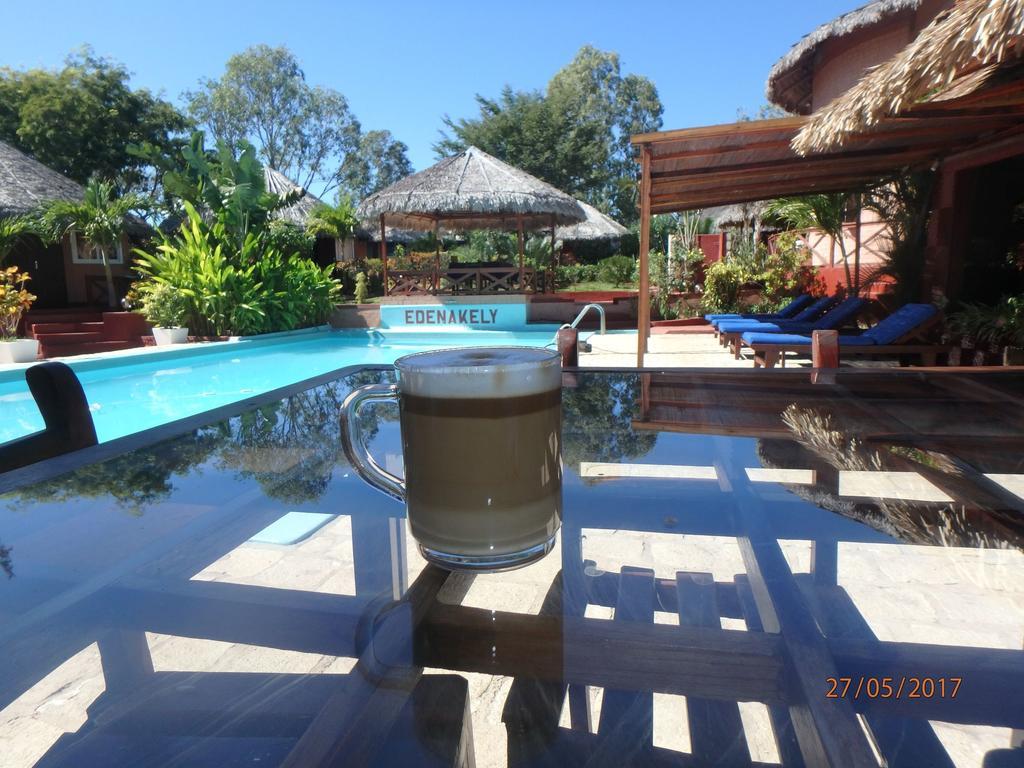 Edena Kely Hotel Mahajanga Bagian luar foto