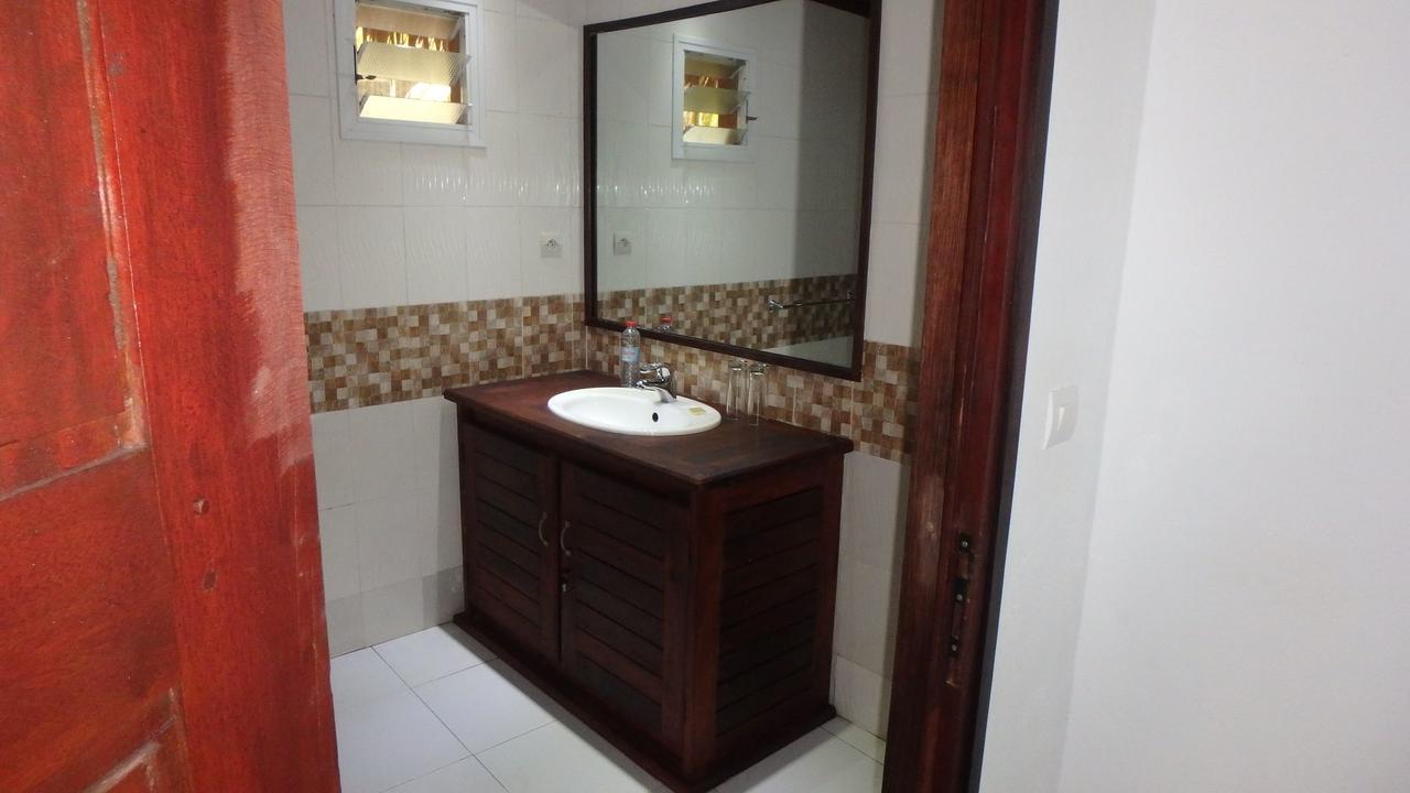 Edena Kely Hotel Mahajanga Bagian luar foto