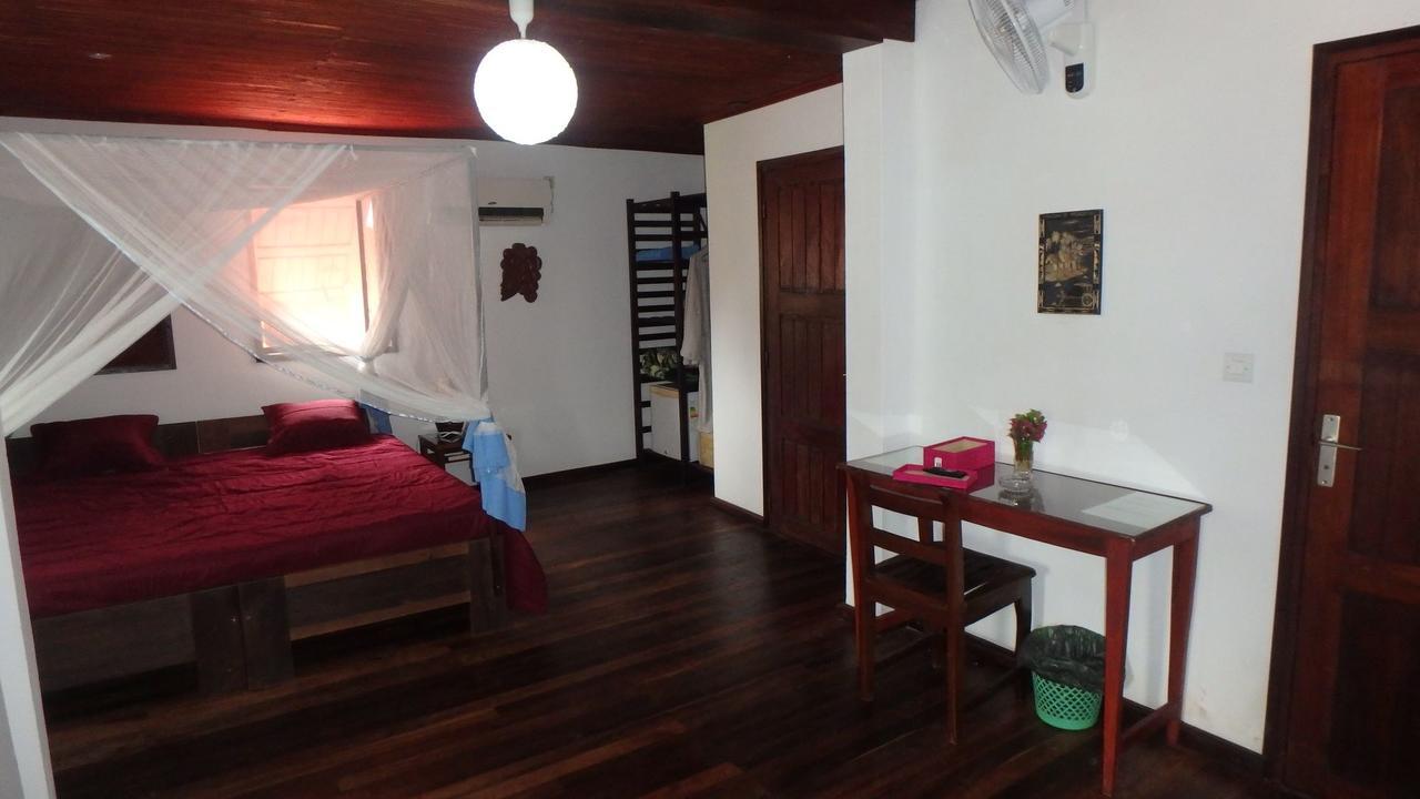 Edena Kely Hotel Mahajanga Bagian luar foto