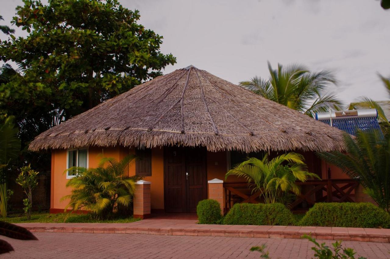 Edena Kely Hotel Mahajanga Bagian luar foto
